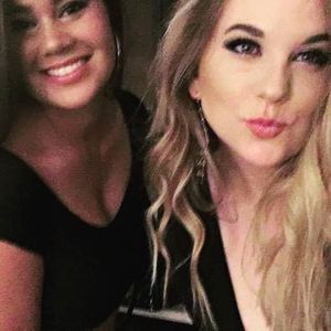 Meet your Posher, Casey